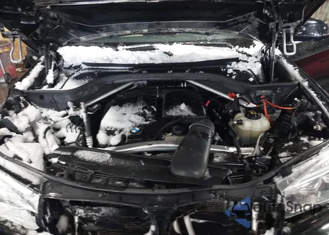 2017 BMW X5 xDrive35I z USA, uszkodzony, nr VIN 5UXKR0C34H0V81453